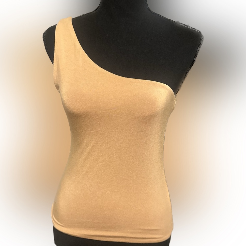 One shoulder top